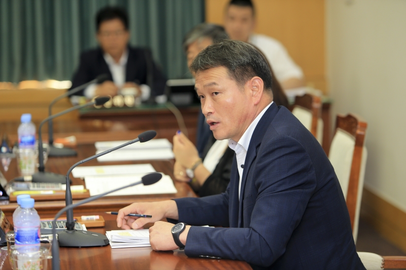 20180716-015[AP7U7881-제224회 임시회 의회운영위원회 시정업무보고.JPG