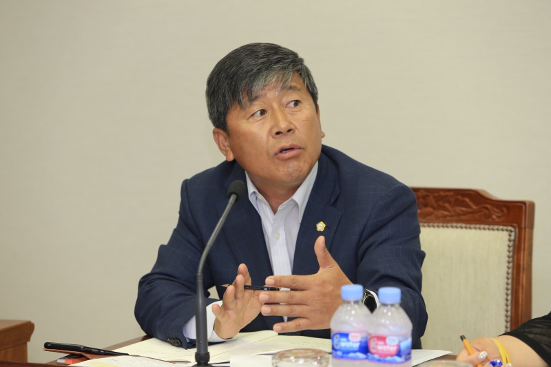 20180716-013[AP7U7872-제224회 임시회 의회운영위원회 시정업무보고.JPG