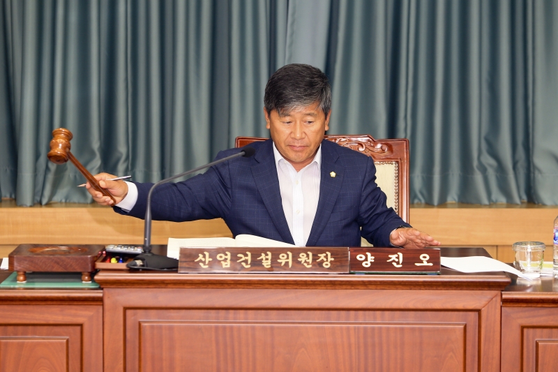 20180716-053[AP7U7970-제224회 임시회 산업건설위원회 시정업무보고.JPG
