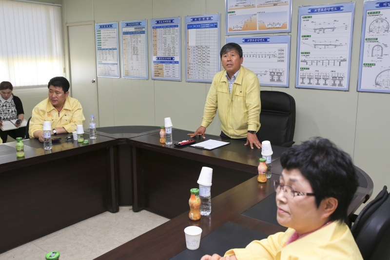 20180719-117[AP7U7718-제224회 임시회 산업건설위원회 국도대체 우회도로 공사현장 방문.JPG