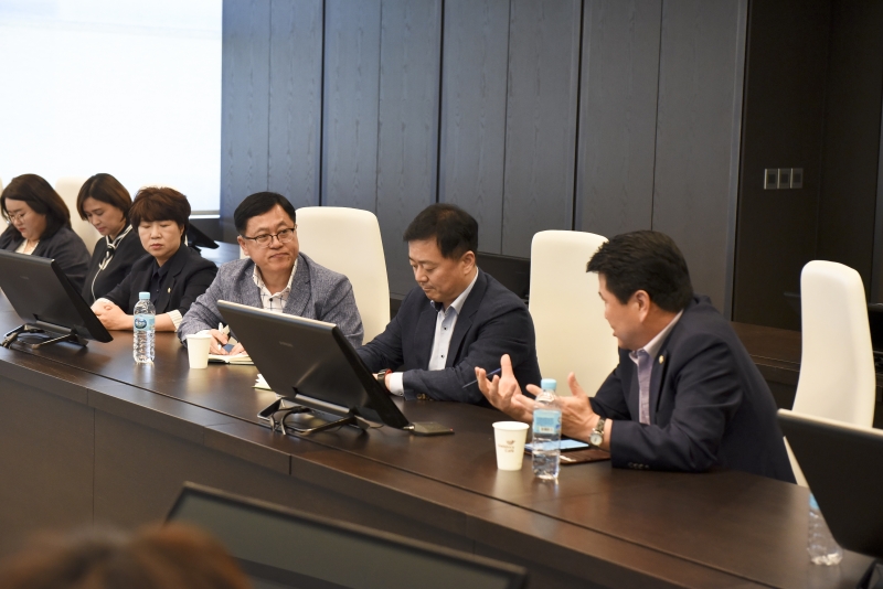20180731-019[DSC_1985-구미시의회 의원 삼성전자 네트워크 사업부 이전 관련 삼성전자 수원 본사 방문.JPG