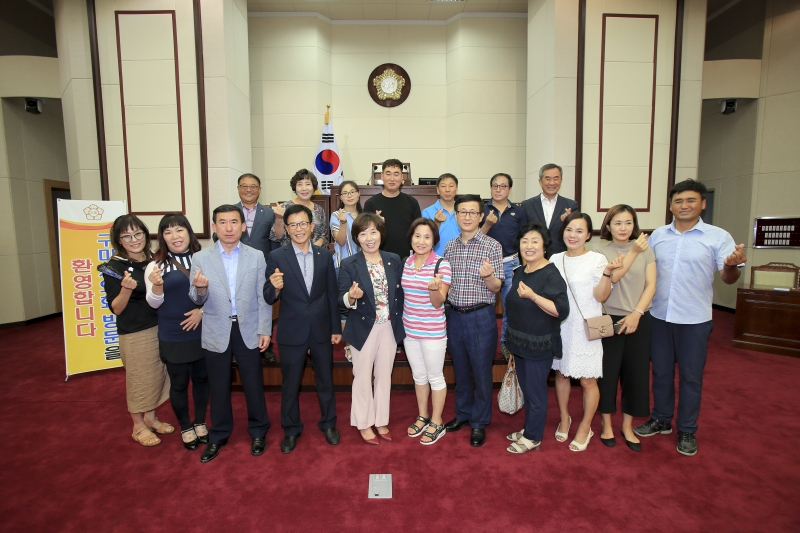 20180808-013[AP7U8759-상모사곡동민 일행 의회 방문 .JPG