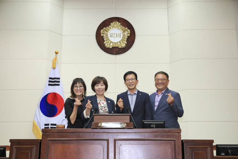 20180808-020[AP7U8776-상모사곡동민 일행 의회 방문 .JPG