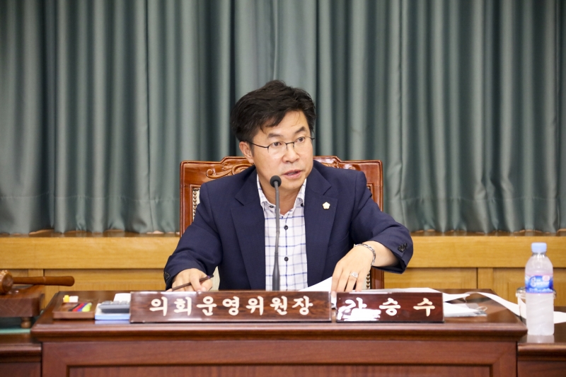 20180823-009[IMG_1159-폐회중 의회운영위원회 활동.JPG