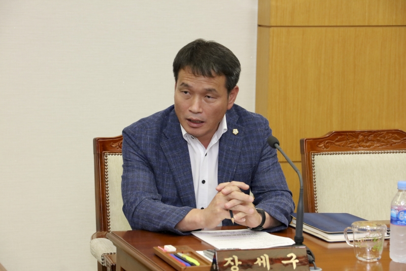 20180823-017[IMG_1180-폐회중 의회운영위원회 활동.JPG