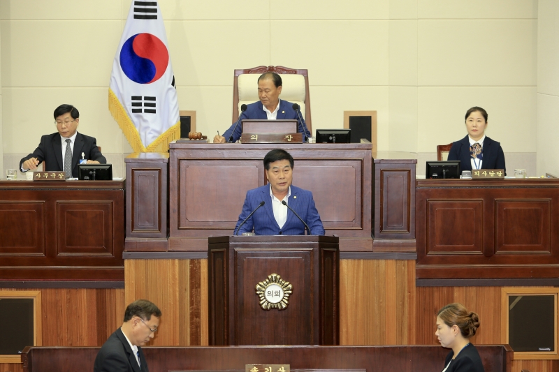 20180903-012[AP7U9746-제225회 정례회 제1차 본회의시 안주찬 의원 5분 자유발언.JPG