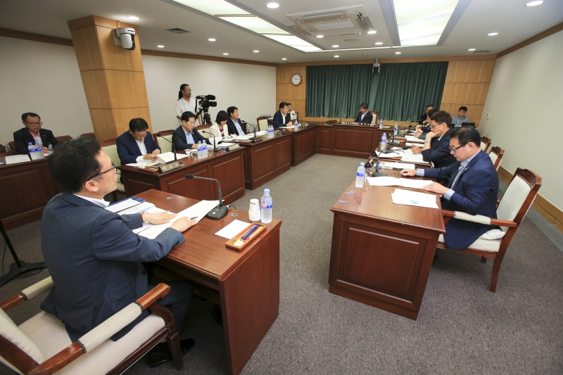 20180904-036[AP7U9994-제225회 정례회 산업건설위원회 조례안 심사활동.JPG