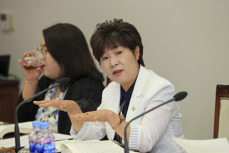 20180906-013[AP7U0435-제225회 정례회 기획행정위원회 소관 행정사무감사 활동.JPG