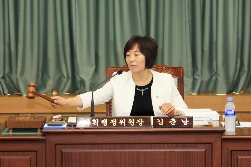 20180907-001[AP7U0519-제225회 정례회 기획행정위원회 소관 행정사무감사 활동.JPG
