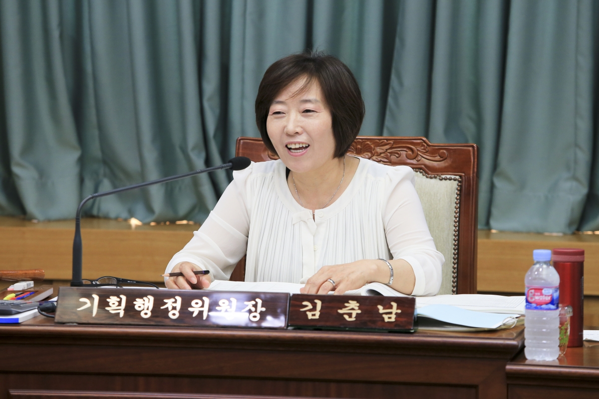 20180917-007[AP7U1242-제225회 정례회 기획행정위원회 소관 2018년도 추가경정예산안 예비심사.JPG