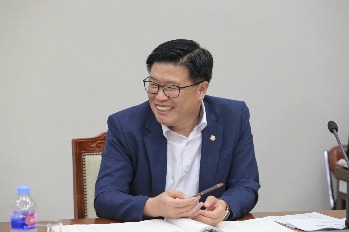 20180917-017[AP7U1278-제225회 정례회 기획행정위원회 소관 2018년도 추가경정예산안 예비심사.JPG