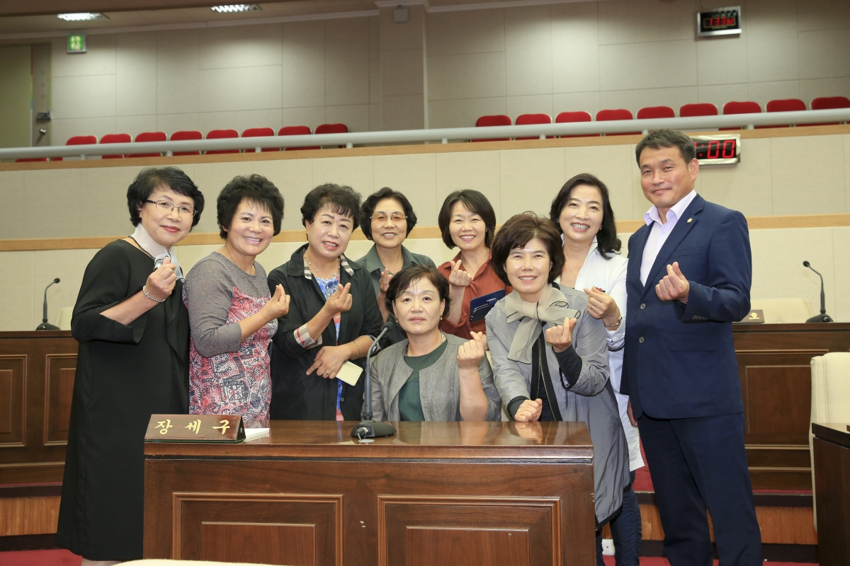 20180920-067[AP7U1809-의경 어머니회원 일행 의회방문.JPG