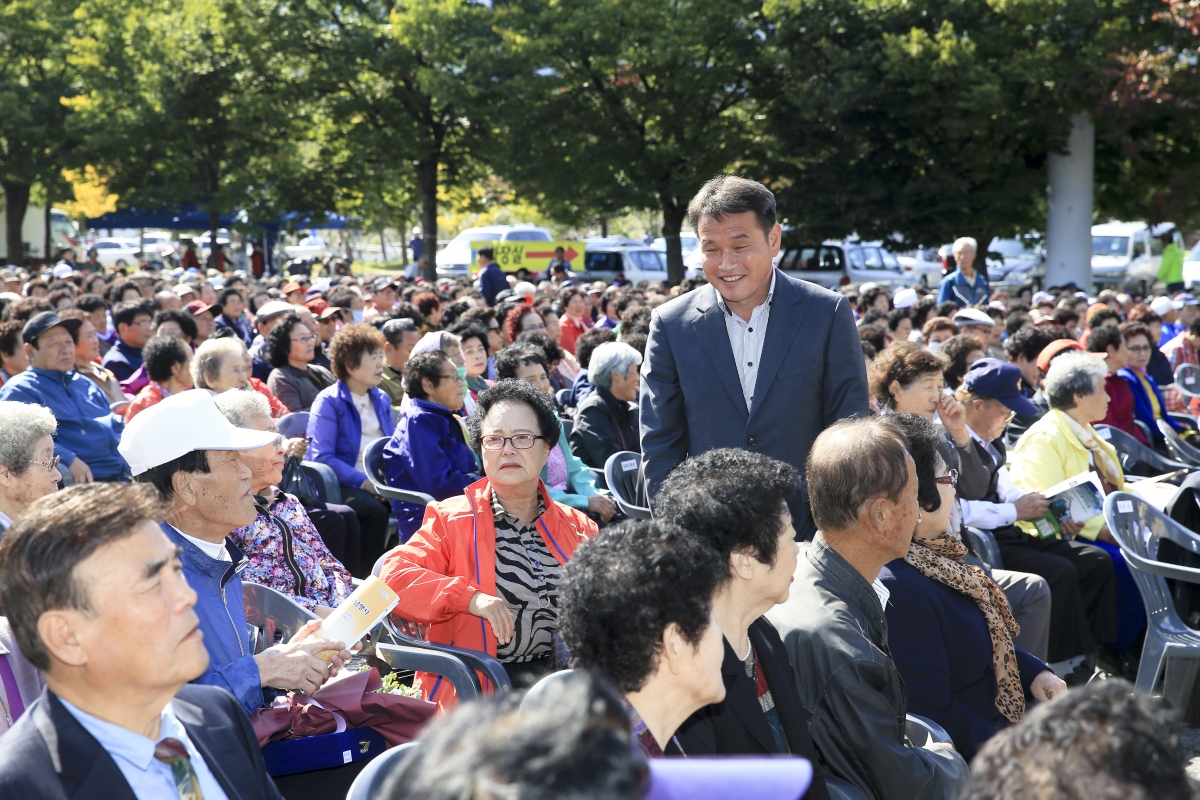 20181010-042[AP7U2855-제22회 노인의 날 기념행사.JPG