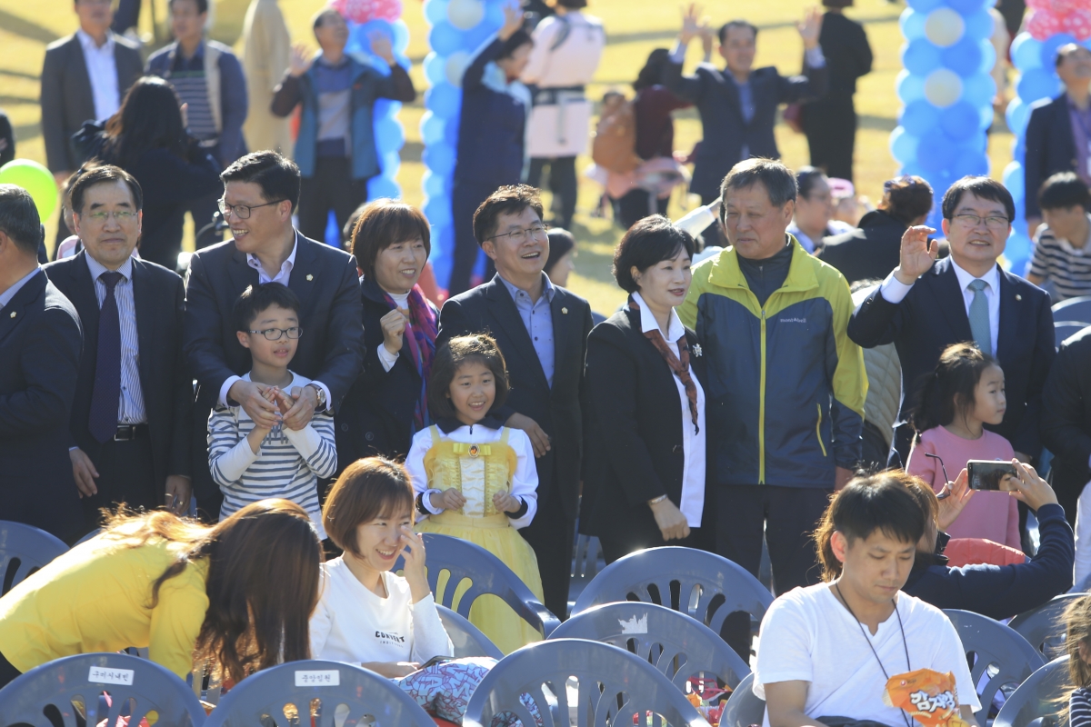 20181020-027[AP7U3727-2018 동화축제.JPG