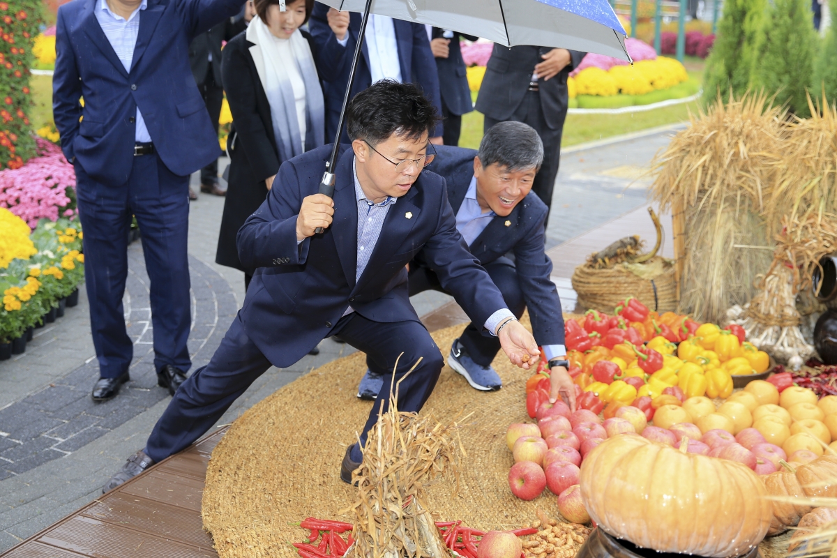 20181026-084[AP7U4599-미래농업교육관 준공식 및 농촌여성작품 전시회.JPG