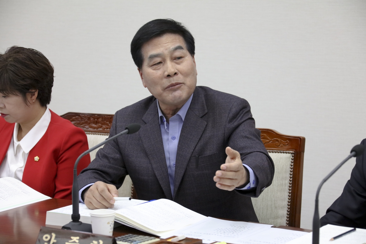 20181023-028[IMG_1701-제226회 임시회 기획행정위원회 소관 2019년도 주요업무계획안 청취.JPG