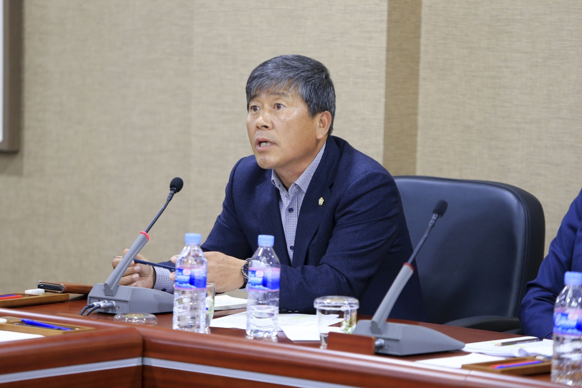 20181107-051[AP7U6140-구미시의회 전체의원 간담회.JPG