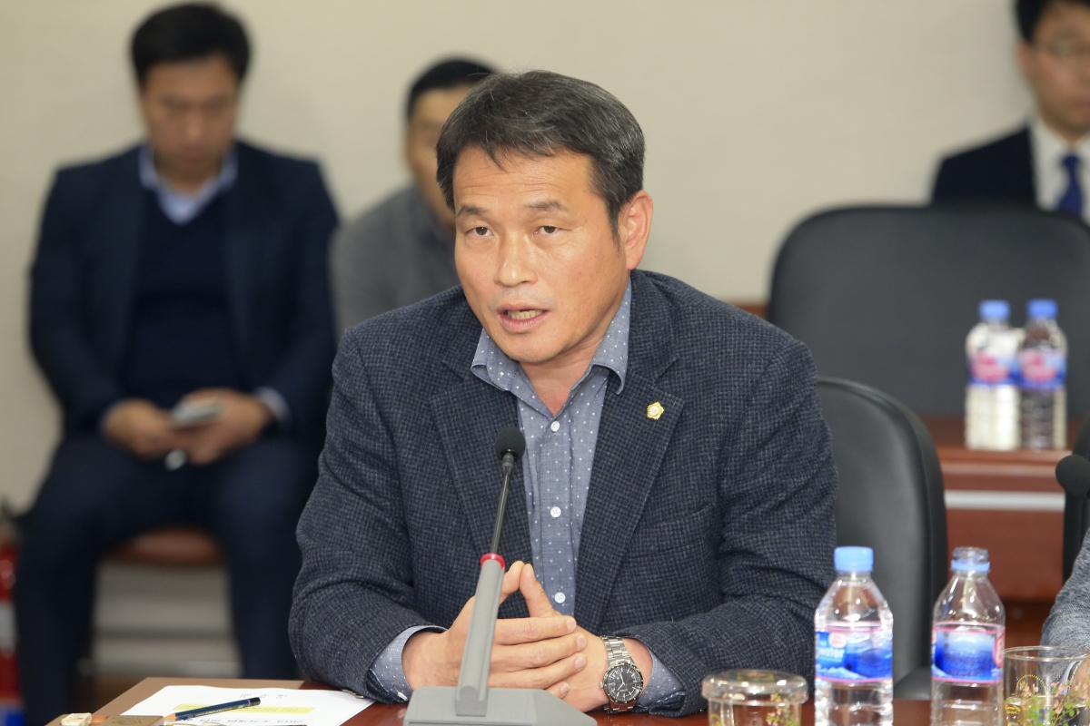 20181107-044[AP7U6116-구미시의회 전체의원 간담회.JPG