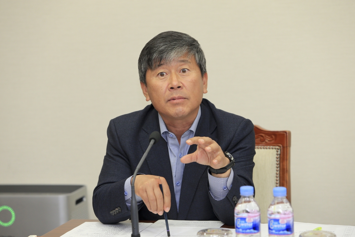 20181112-005[AP7U6506-폐회중 의회운영위원회 활동.JPG