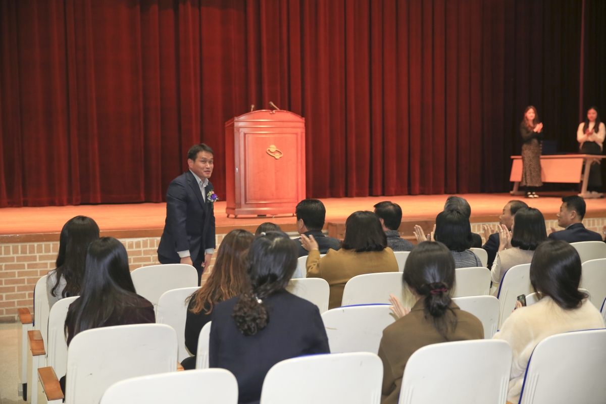 20181204-015[AP7U8996-구미시유치원연합회 우수교사 시상식.jpg