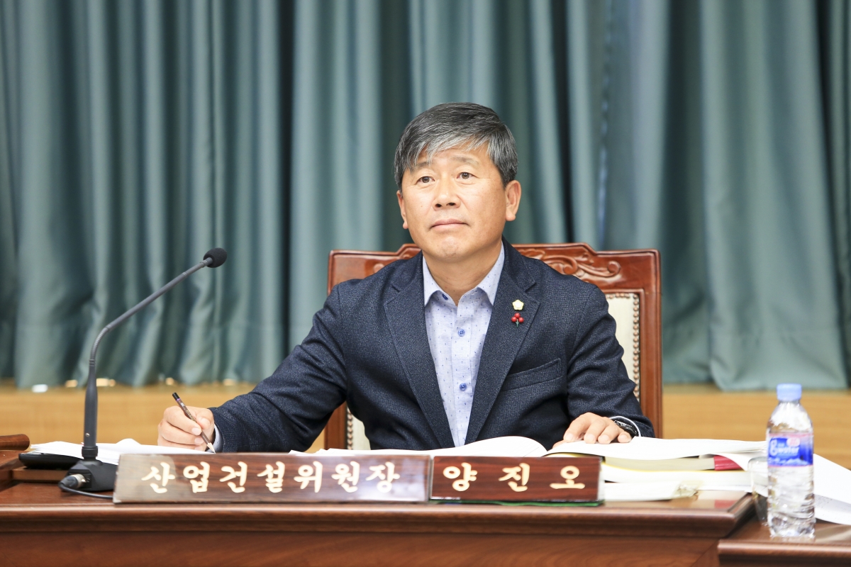 20181212-024[AP7U9523-제227회 제2차 정례회 산업건설위원회 소관 제3회 추가경정예산안 예비심사 활동.jpg