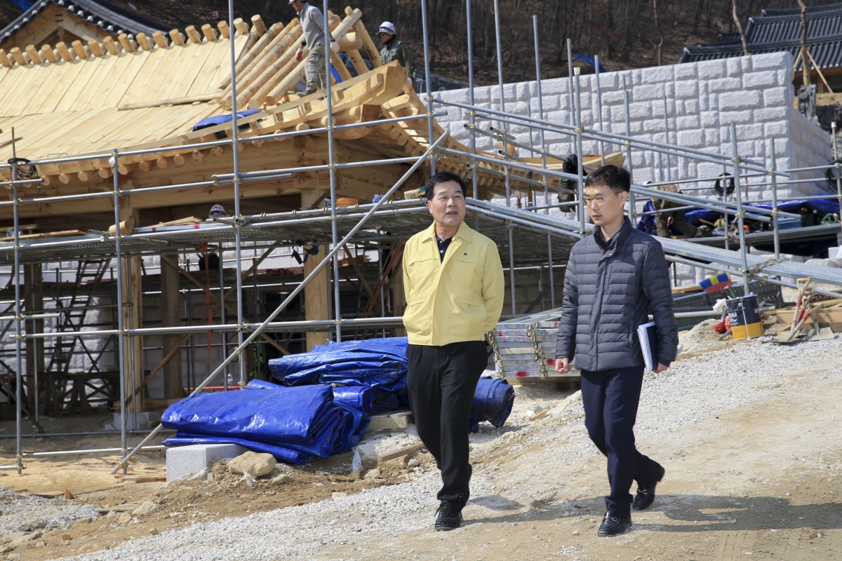 20190312-043[AP7U3630-제229회 임시회 기획행정위원회 금오산 역사문화디지털관 공사현장 방문.jpg