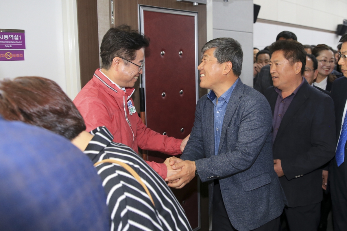 20190403-046[AP7U4850-이철우 경북도지사 현장소통 간담회.jpg