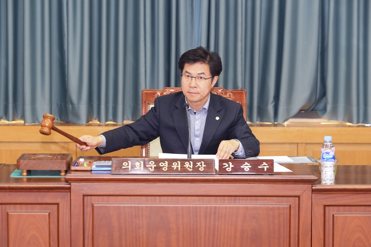 20190415-016[AP7U5668-폐회중 의회운영위원회 활동.jpg
