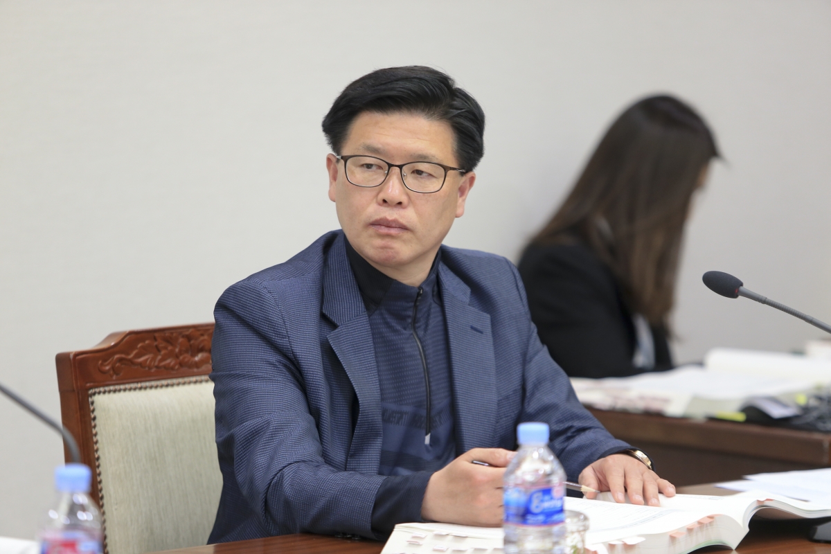 20190426-035[AP7U6583-제230회 임시회 기획행정위원회 소관 2019년도 제1회 추가경정예산안 예비심사.jpg