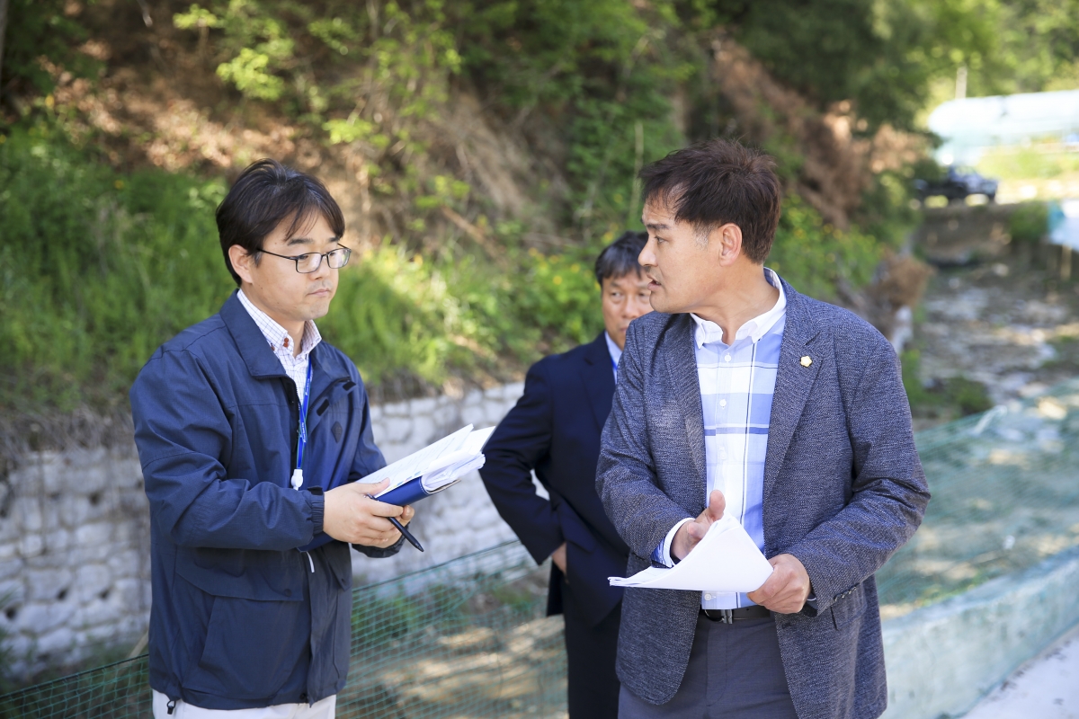 20190502-005[AP7U7217-제230회 임시회 예산결산특별위원회 제1회 추경예산안 관련 원호리 현장방문.jpg