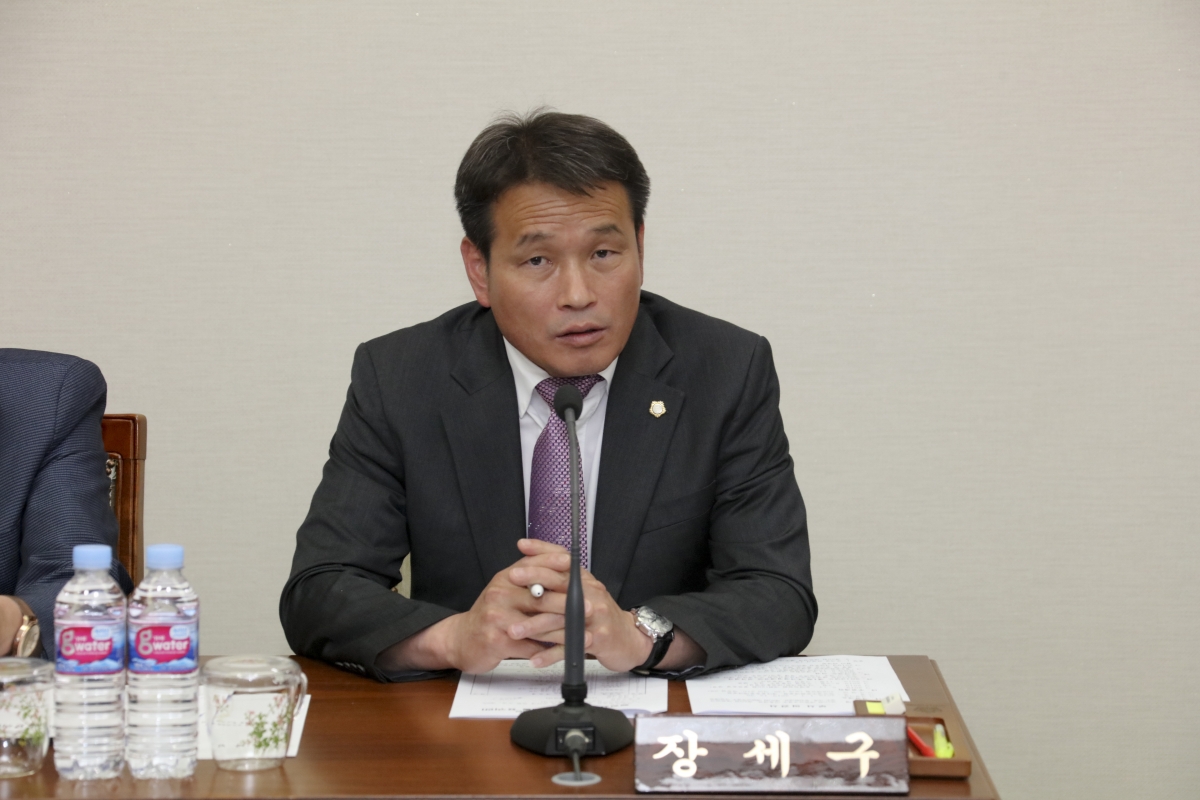20190509-061[IMG_4079-폐회중 제3차 행정사무조사특별위원회 활동.jpg