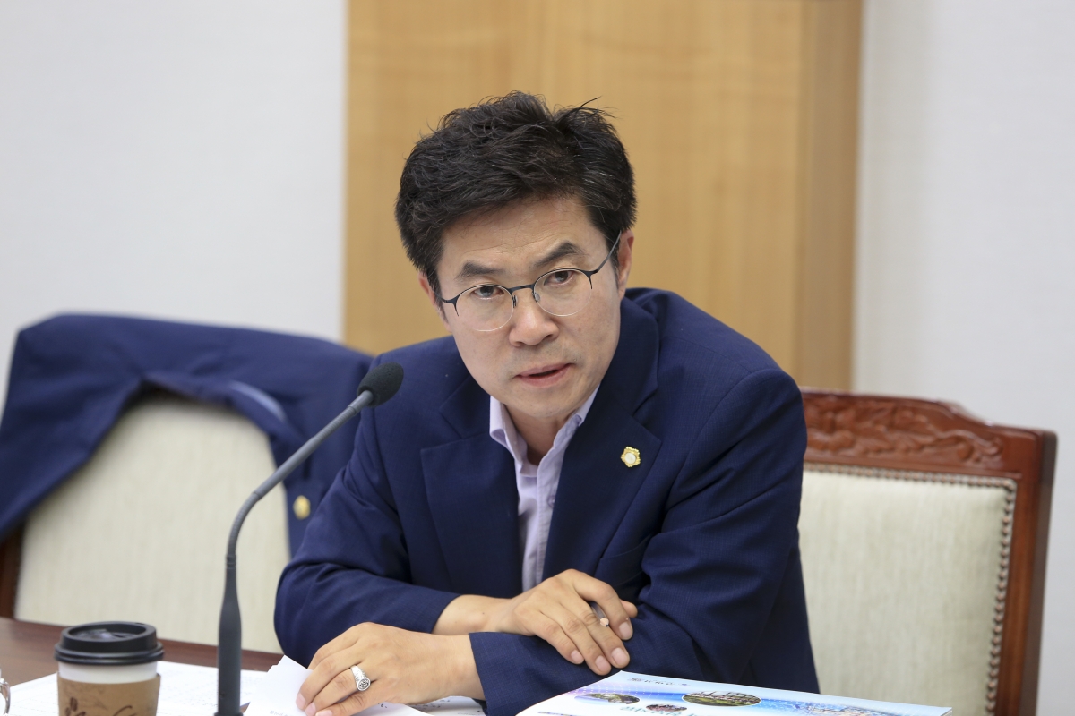 20190620-019[AP7U9318-제231회 정례회 예산결산특별위원회 2018회계연도 세입세출결산승인안 심사활동.jpg