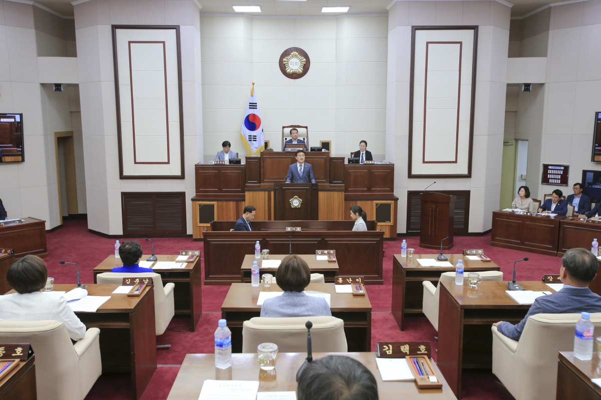 20190624-009[AP7U9452-제231회 정례회 제2차 본회의시 김재우 의원 5분 자유발언.jpg
