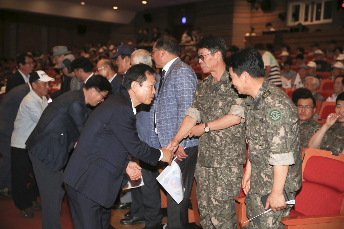 20190625-037[AP7U9691-6.25전쟁 제69주년 호국보훈 기념행사.jpg