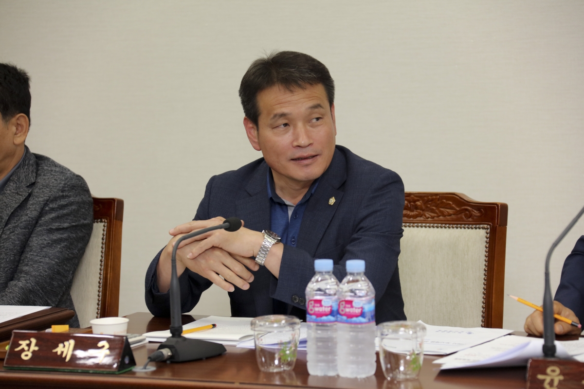 20190712-034[IMG_4493-제232회 임시회 산업건설위원회 조례안 심사활동.jpg