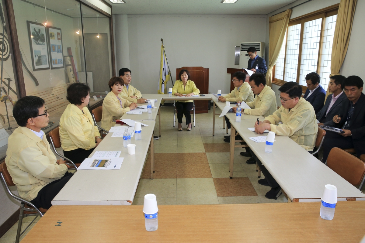 20190712-044[AP7U0591-제232회 임시회 기획행정위원회 국궁장 현장방문.jpg