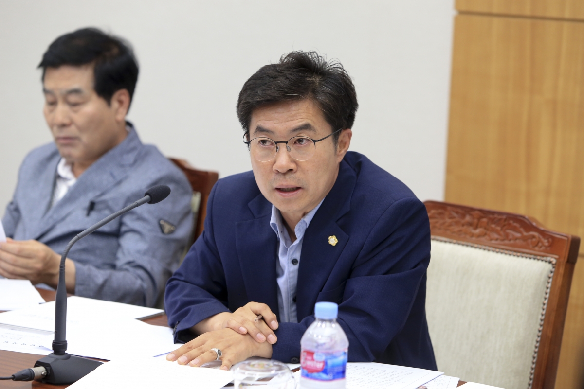 20190715-021[AP7U0806-제232회 임시회 기획행정위원회 조례안 심사활동.jpg