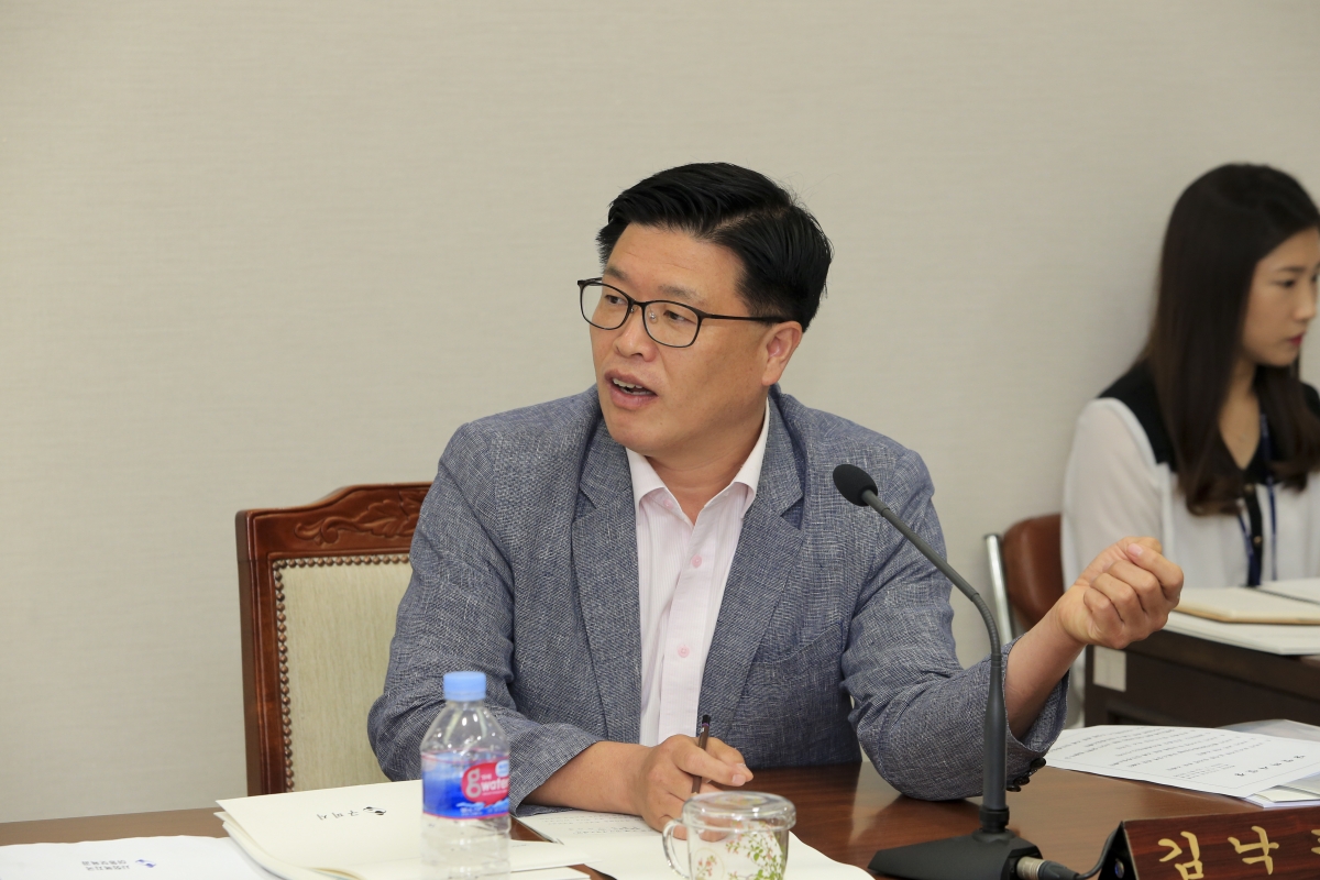 20190715-033[AP7U0840-제232회 임시회 기획행정위원회 조례안 심사활동.jpg