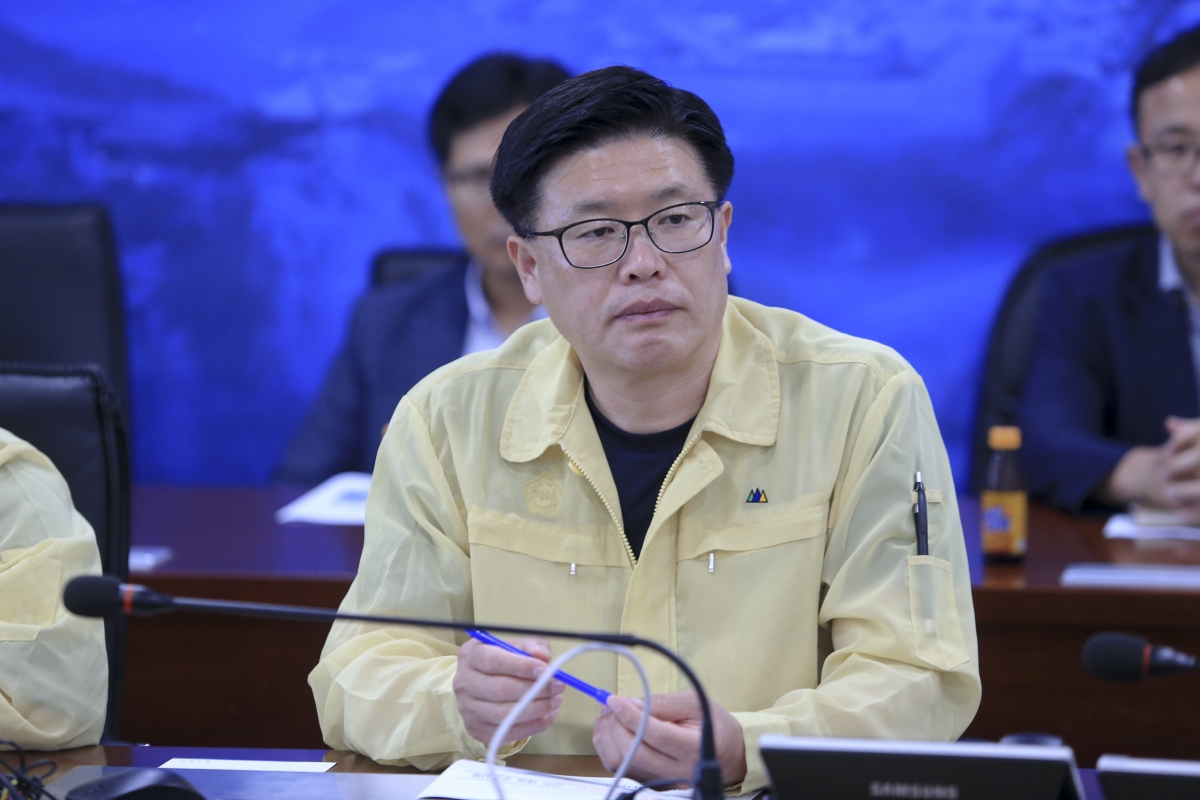 20190719-023[AP7U1107-구미시의회 의원 태풍 다나스 관련 구미시 재난안전 대책본부 방문.jpg