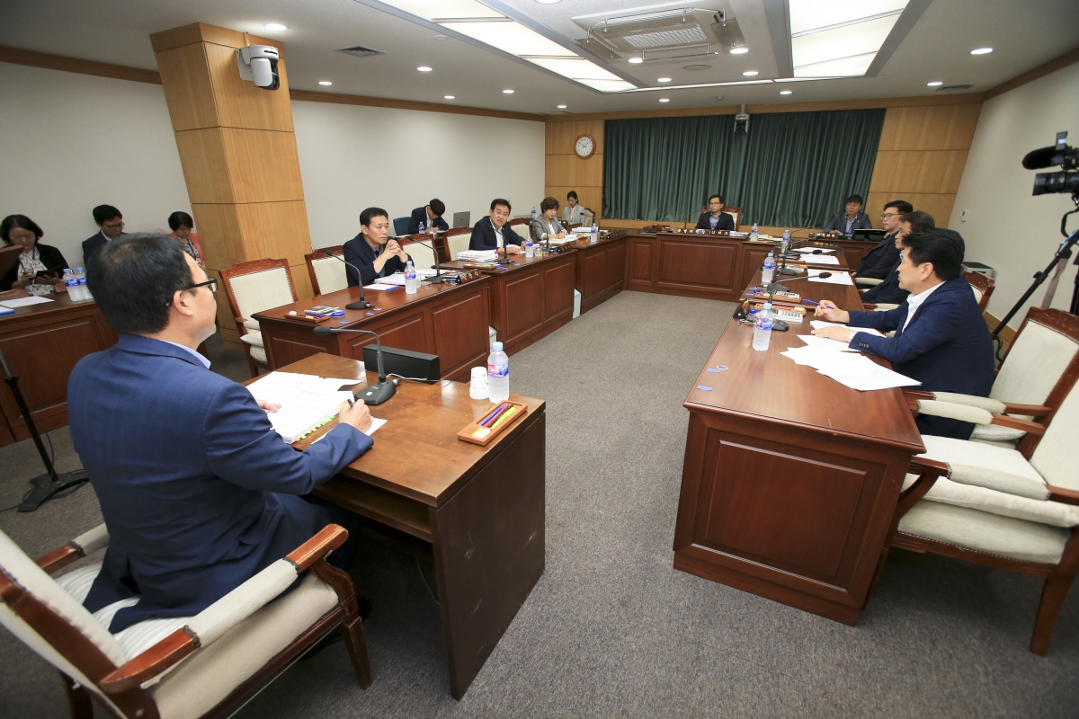 20190828-007[AP7U1824-제9차 행정사무조사특별위원회 활동.jpg
