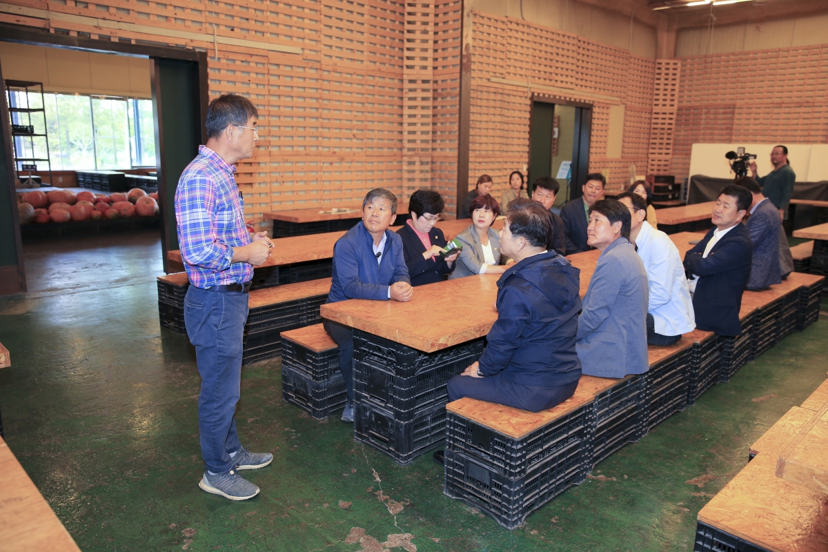 20190923-006[AP7U3330-제233회 임시회시 산업건설위원회 충남 아산시 세계꽃식물원 비교견학.jpg