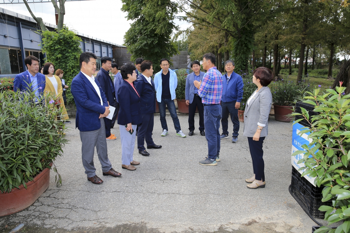 20190923-025[AP7U3388-제233회 임시회시 산업건설위원회 충남 아산시 세계꽃식물원 비교견학.jpg