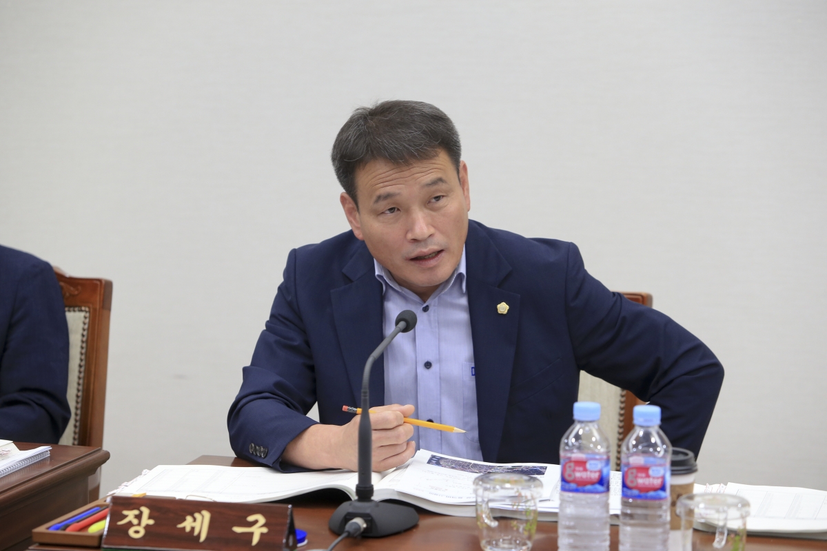 20190925-030[AP7U3760-제233회 임시회 산업건설위원회 제2회 추경예산안 예비심사활동.jpg
