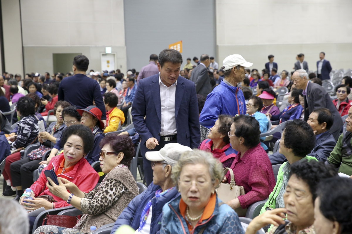 20191008-048[AP7U4898-제23회 노인의 날 기념식.jpg