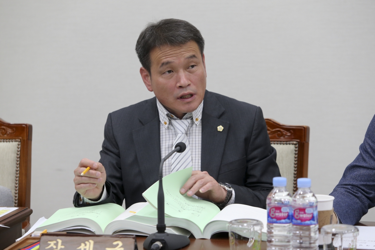 20191022-014[AP7U5894-제234회 임시회 산업건설위원회 2020년도 주요업무계획안 보고.jpg