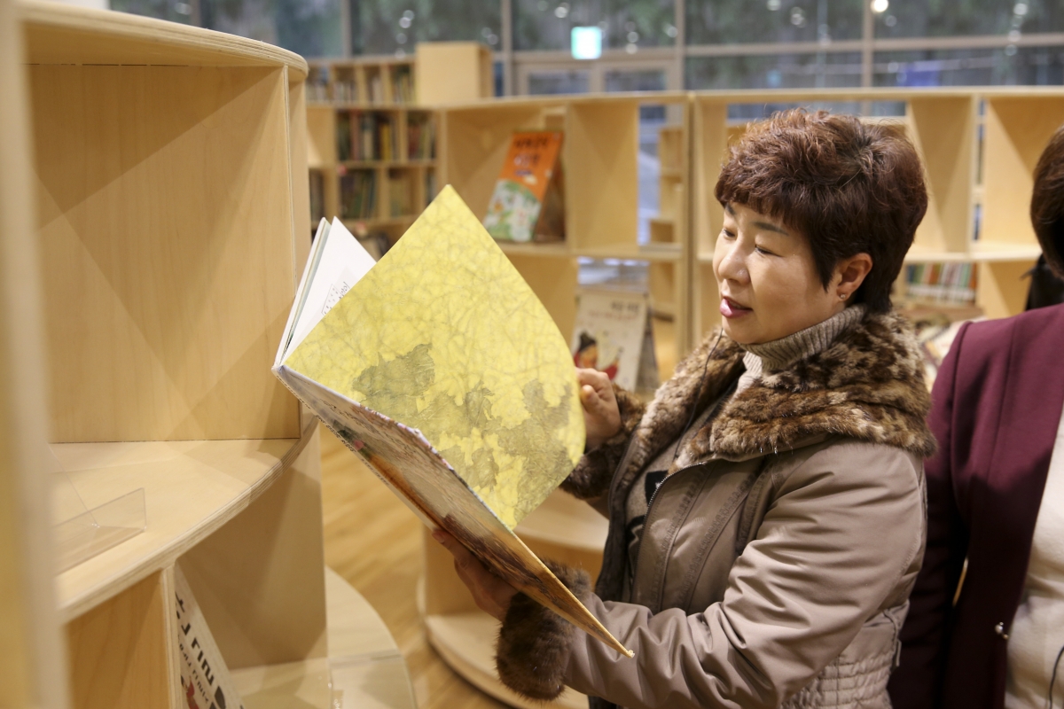 20191112-059[AP7U7053-기획행정위원회 광주광역시 국립아시아문화전당 시설견학.jpg
