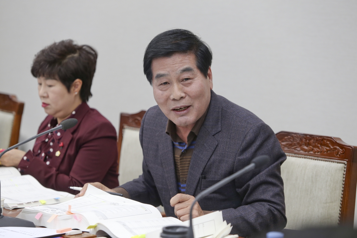 20191129-003[AP7U8719-제235회 정례회 기획행정위원회 2020년도 예산안 및 기금운용계획안 예비심사 활동.jpg