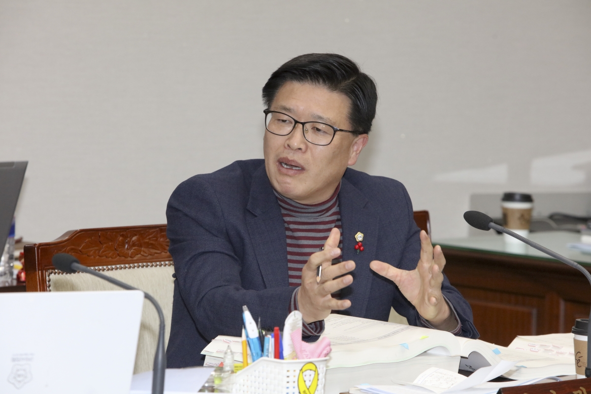 20191206-006[IMG_6077-제235회 정례회 예산결산특별위원회 2020년도 예산안 및 기금운용계획안 심사활동.jpg