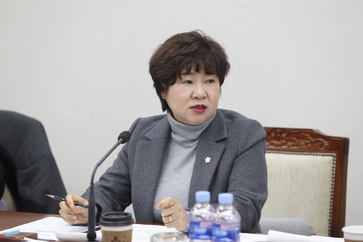 20200203-011[AP7U0937-제236회 임시회 기획행정위원회 조례안 심사활동.jpg