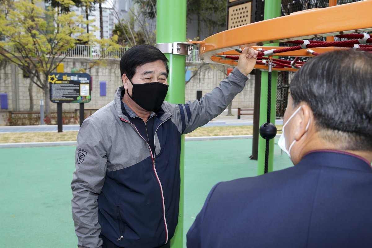 20200410-021[AP7U2006-인동동 별빛공원 현장 방문.jpg